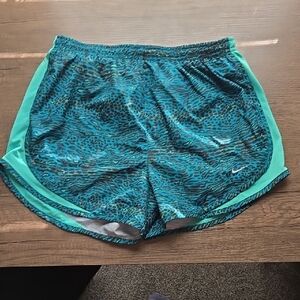 Nike Women's Turquoise Patterned Athletic Shorts